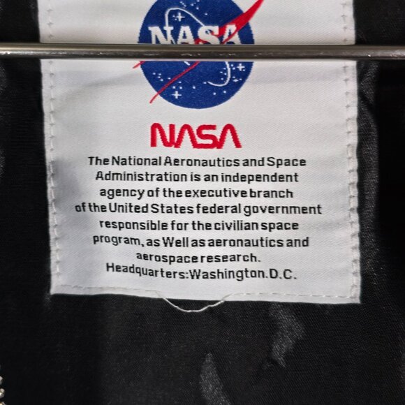 Nasa Bomber Jacket Size L with patches - Picture 7 of 15